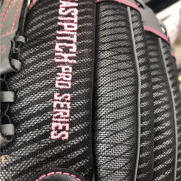 Franklin Fastpitch Pro Softball Glove 22436L 12" No Break-In Required LHT NWT - Picture 3 of 4